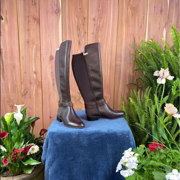 Ladies above the calf leather NWOT boots size 6.5 by Bandolino - Picture 1 of 10